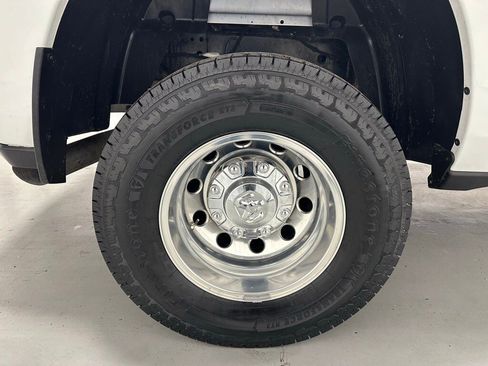 Used 2024 RAM 3500 Laramie image 64