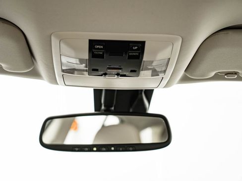 Used 2014 Lexus CT 200h FWD image 39