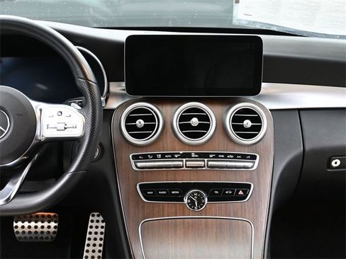 Used 2020 Mercedes-Benz C 300 Sedan image 25