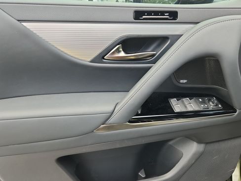 Certified 2024 Lexus LX 600 F Sport AWD/4WD image 13