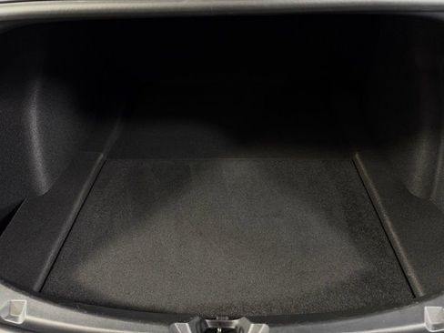 Used 2023 Tesla Model 3 Standard Range image 33