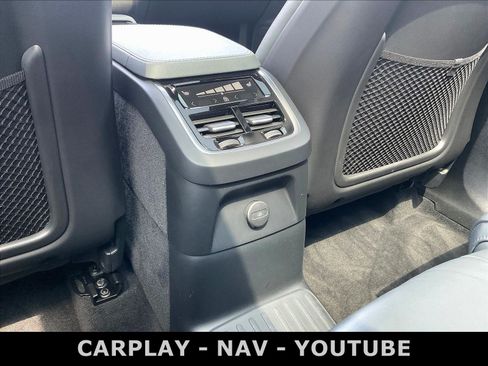 Used 2023 Volvo XC90 T8 Ultimate AWD/4WD image 10
