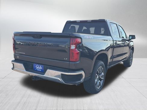 Used 2024 Chevrolet Silverado 1500 LT AWD/4WD image 7