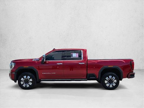 Used 2024 GMC Sierra 2500 Denali w/ Denali Reserve Package AWD/4WD image 9