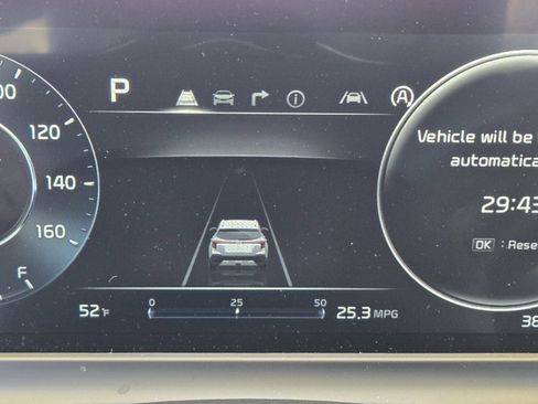 Certified 2025 Kia Seltos EX image 23