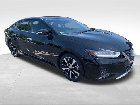 Used 2022 Nissan Maxima SV w/ Floor Mat Group FWD image 7