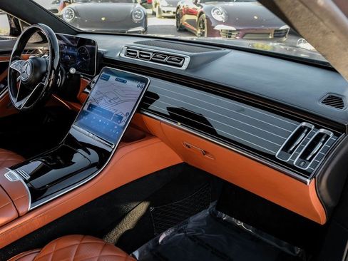 Used 2023 Mercedes-Benz S 580 4MATIC Sedan image 10