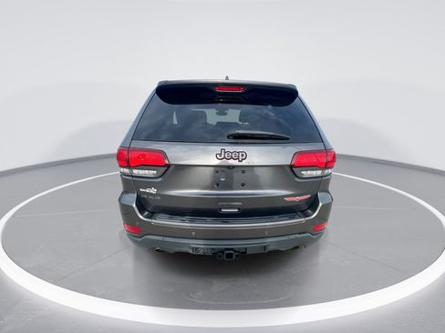 Used 2018 Jeep Grand Cherokee Trailhawk AWD/4WD image 7