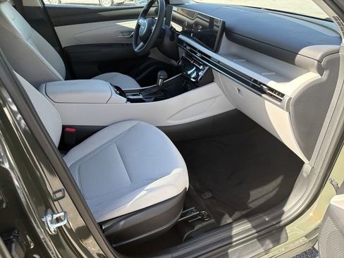 New 2026 Hyundai Tucson SEL image 13