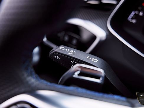 Used 2025 Audi RS 7 Performance AWD/4WD image 75