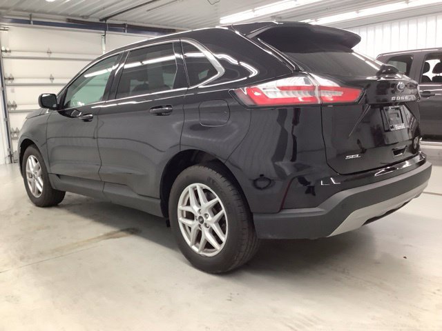 Used 2024 Ford Edge SEL w/ Convenience Package AWD/4WD image 4