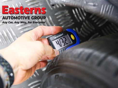 Used 2018 Tesla Model 3 Long Range image 23