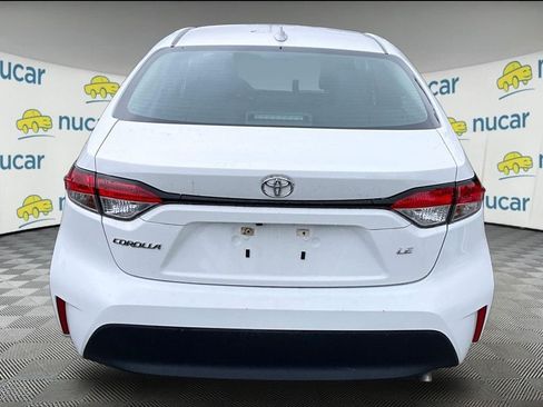 Used 2024 Toyota Corolla LE FWD image 3
