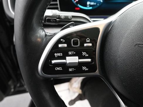 Used 2021 Mercedes-Benz GLE 350 4MATIC image 17