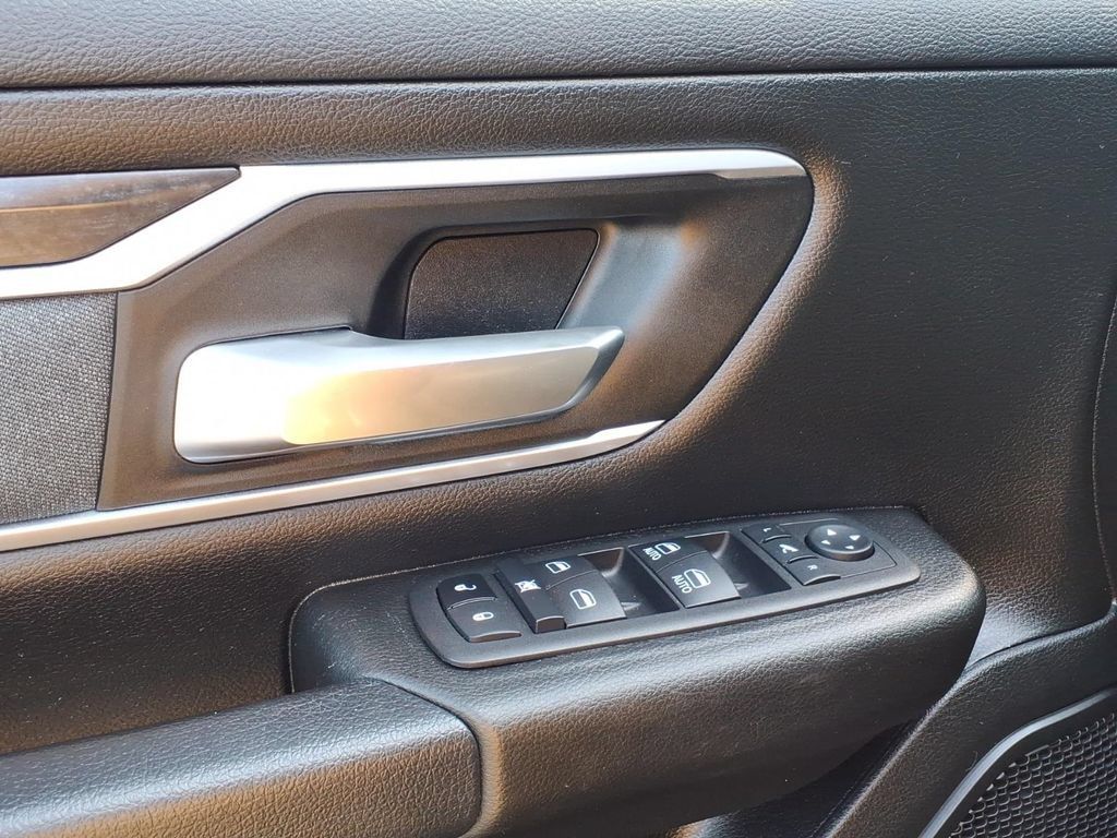 Certified 2023 RAM 1500 Big Horn AWD/4WD image 4