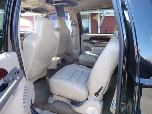 Used 2003 Ford Excursion Limited image 9