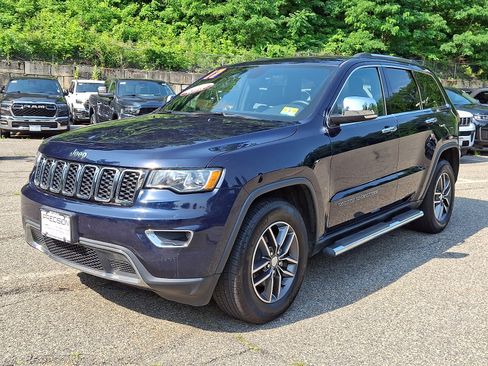 Certified 2017 Jeep Grand Cherokee Limited AWD/4WD image 3