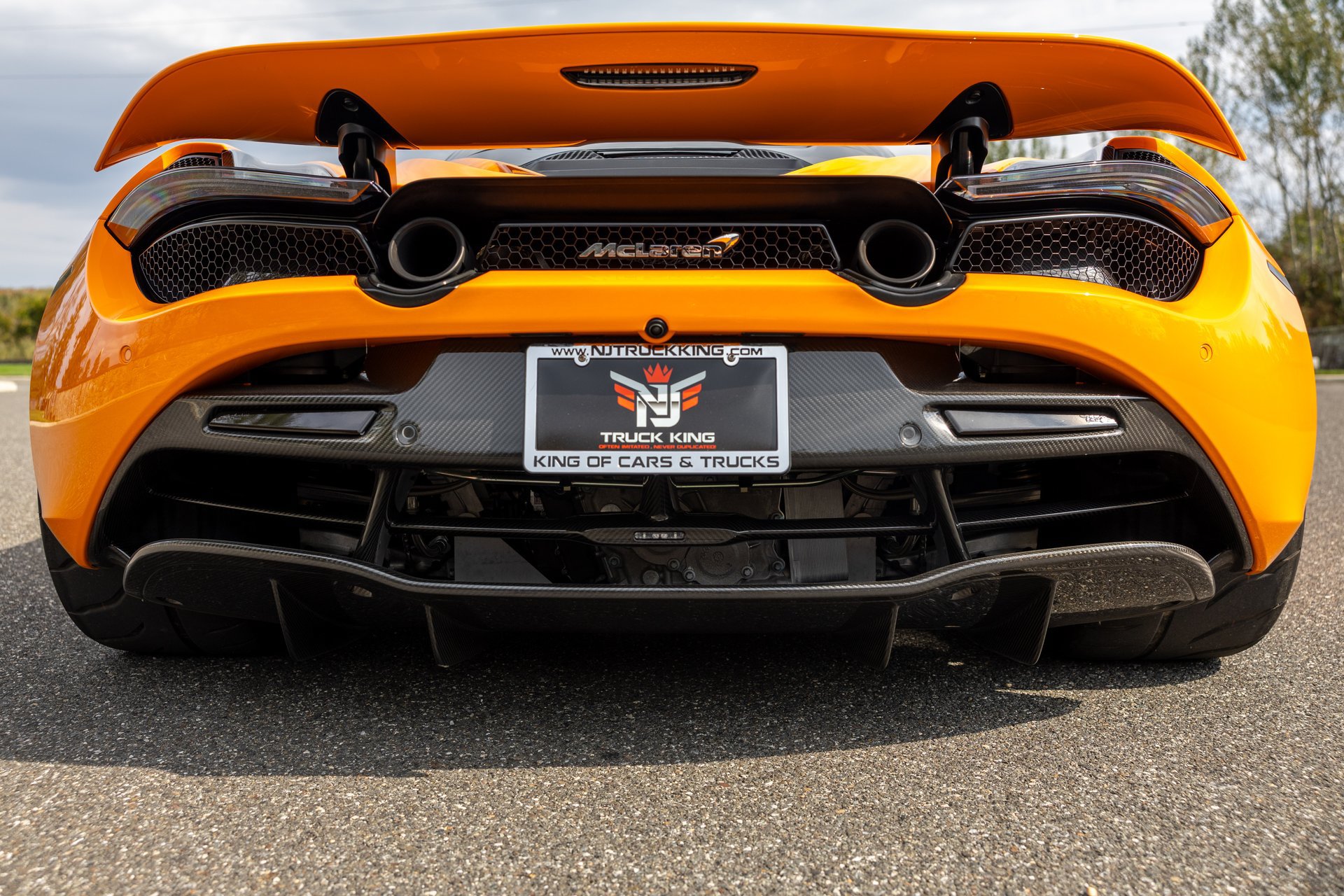 Used 2019 McLaren 720S RWD image 30