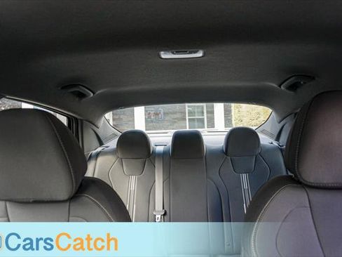 Used 2022 Hyundai Elantra SEL w/ Convenience Package image 18