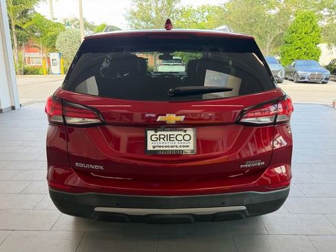 Used 2022 Chevrolet Equinox Premier FWD image 9