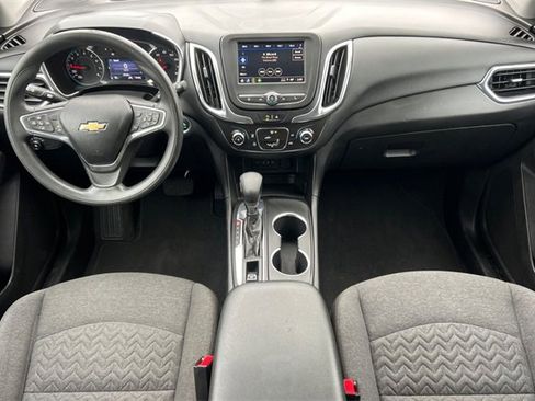 Used 2022 Chevrolet Equinox LT image 16