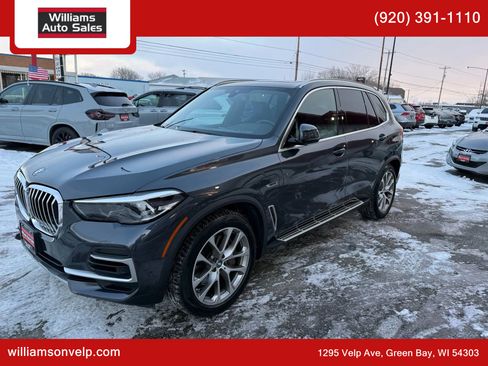 Used 2022 BMW X5 xDrive45e w/ Parking Assistance Package image 8
