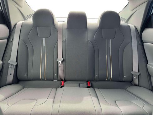 New 2026 Hyundai Elantra SEL FWD image 16