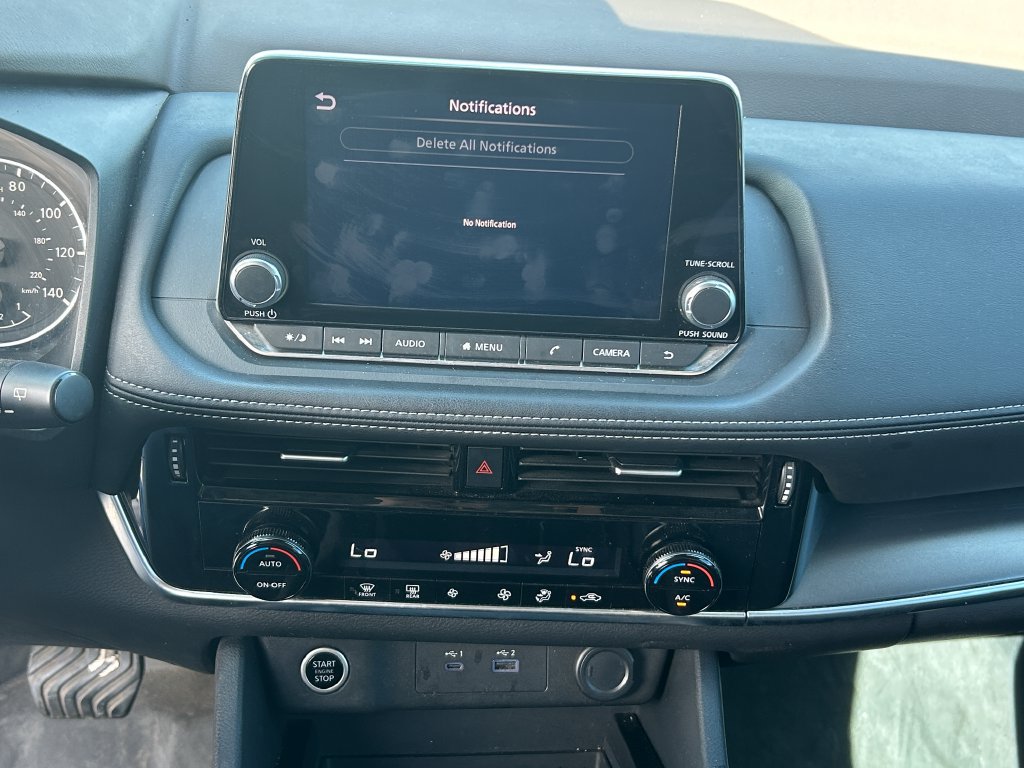 Used 2022 Nissan Rogue SV AWD/4WD image 13