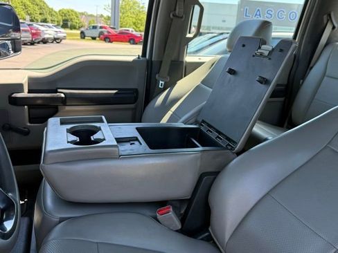 Used 2017 Ford F250 XL w/ FX4 Off-Road Package AWD/4WD image 23