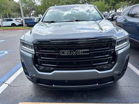 Used 2021 GMC Acadia SLT w/ Elevation Edition FWD image 2