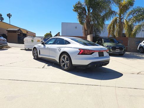 Used 2023 Audi e-tron GT Premium Plus image 4