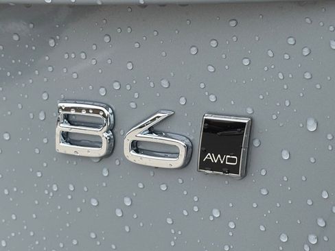 New 2026 Volvo XC90 B6 Ultra w/ Protection Package Premier image 8