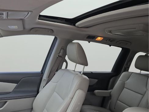 Used 2015 Honda Odyssey Touring image 20