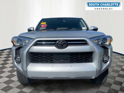Used 2024 Toyota 4Runner SR5 Premium w/ Moonroof Package AWD/4WD image 2