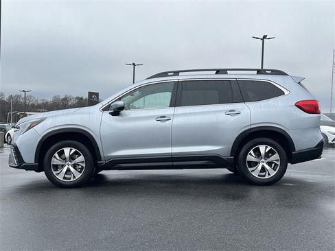 Certified 2024 Subaru Ascent Premium w/ Convenience Package image 32