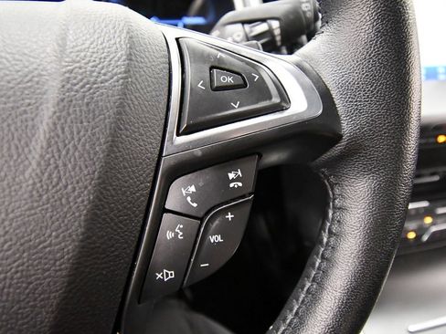Used 2020 Ford Edge SEL w/ Convenience Package AWD/4WD image 18