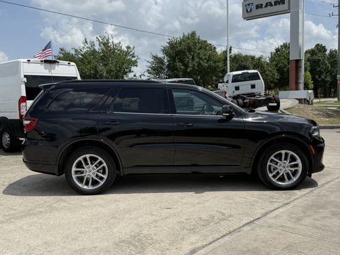 Used 2024 Dodge Durango GT AWD/4WD image 3