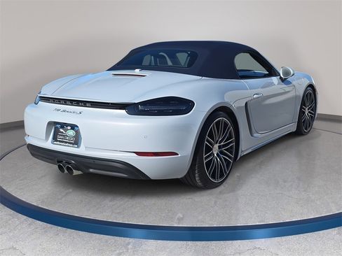 Used 2024 Porsche 718 Boxster S image 6