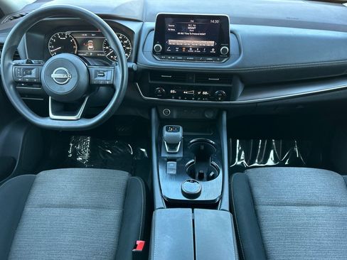 Used 2023 Nissan Rogue SV image 15