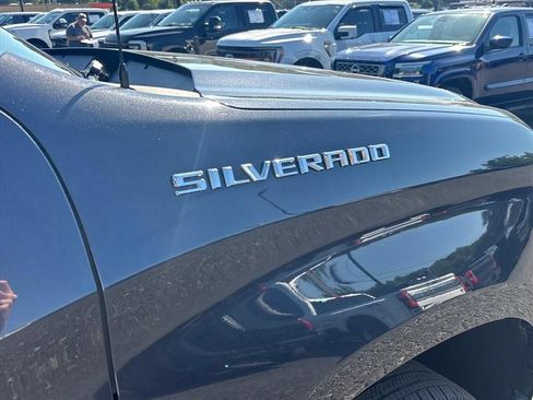 Used 2024 Chevrolet Silverado 1500 LT w/ Protection Package AWD/4WD image 11