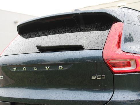 New 2026 Volvo XC40 B5 Ultra w/ Climate Package image 49