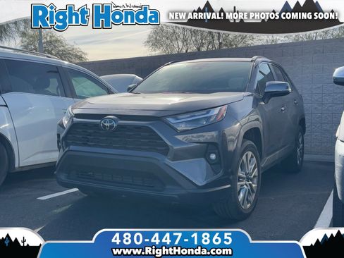 Used 2025 Toyota RAV4 XLE Premium image 1