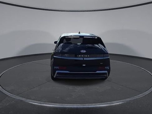 New 2026 Hyundai Ioniq 5 SEL image 10