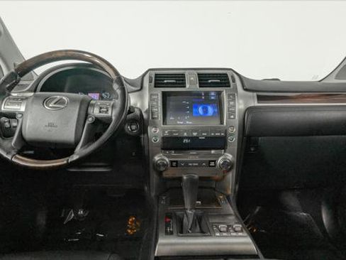 Used 2017 Lexus GX 460 Premium AWD/4WD image 29
