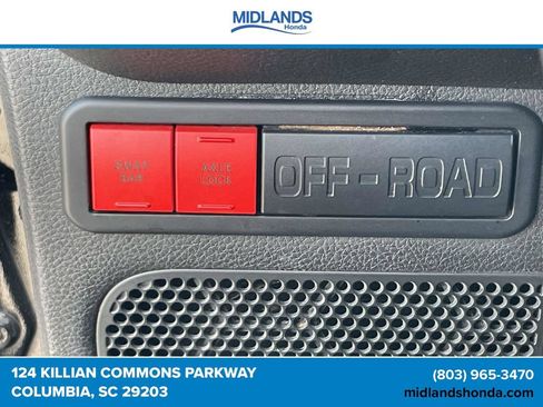 Used 2016 Jeep Wrangler Unlimited Rubicon AWD/4WD image 15