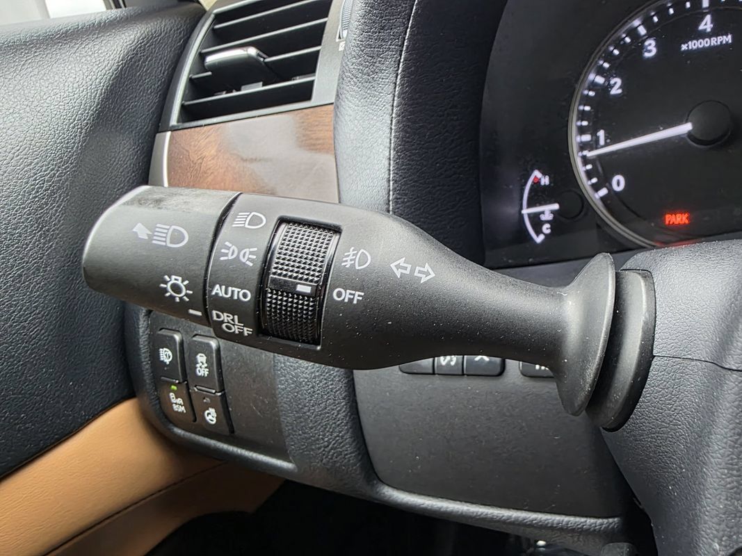 Used 2013 Lexus GS 350 AWD w/ Premium Pkg image 32