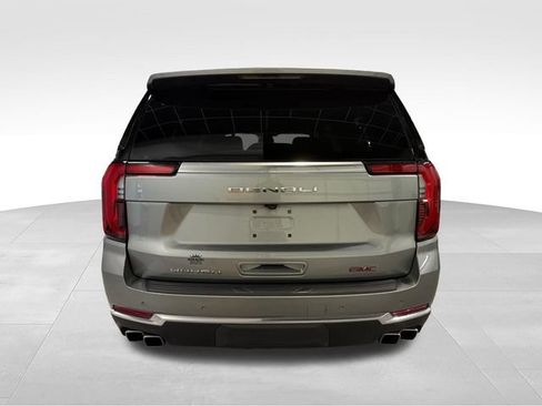 Used 2025 GMC Yukon XL Denali w/ Sun & Power Step Package AWD/4WD image 6