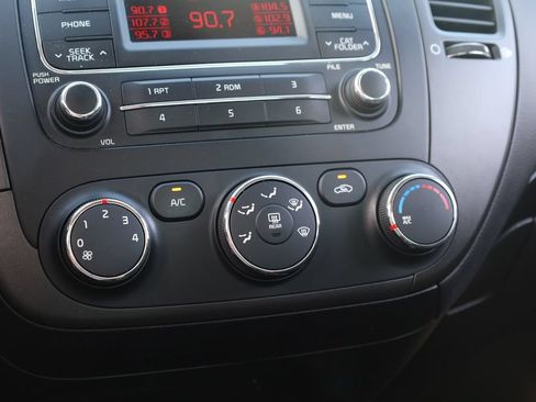 Used 2016 Kia Forte LX FWD image 12