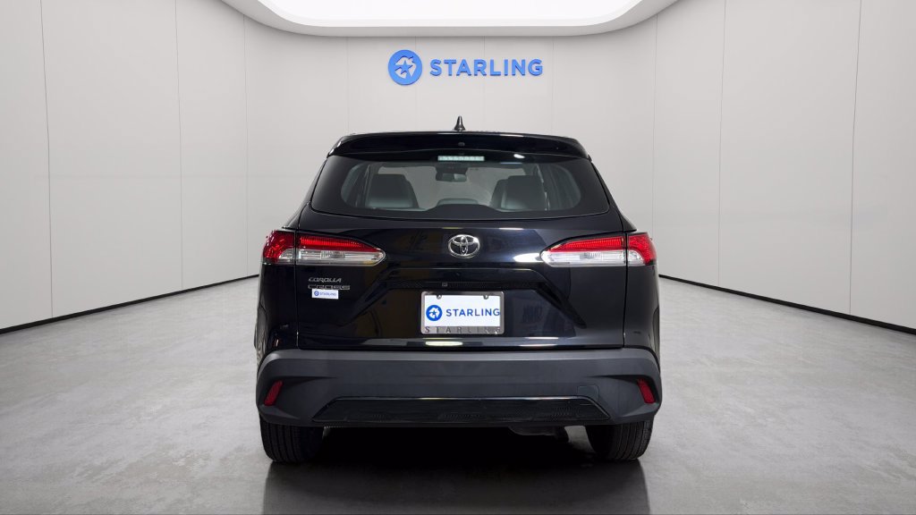 Used 2023 Toyota Corolla Cross L FWD image 7