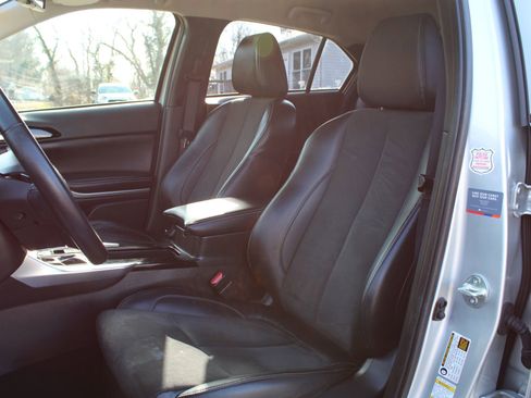 Used 2024 Mitsubishi Eclipse Cross SE image 19